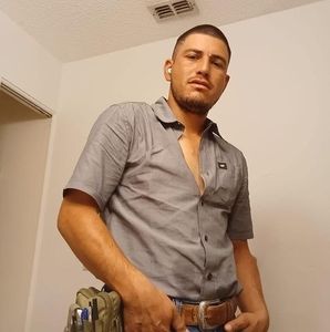 Meet your Posher, Carlos gpe